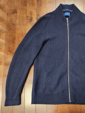 Tommy Bahama men's navy blue full zip sweater in size large